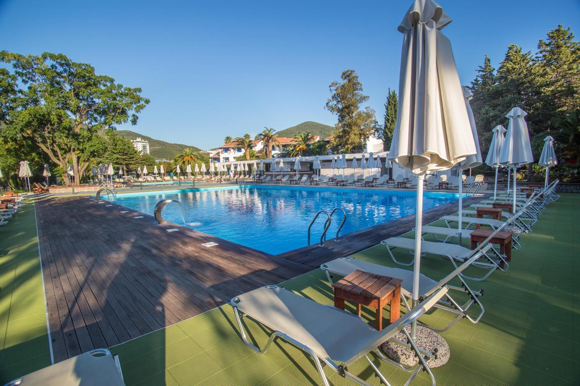 Hotel Aleksandar Budva Luaran gambar