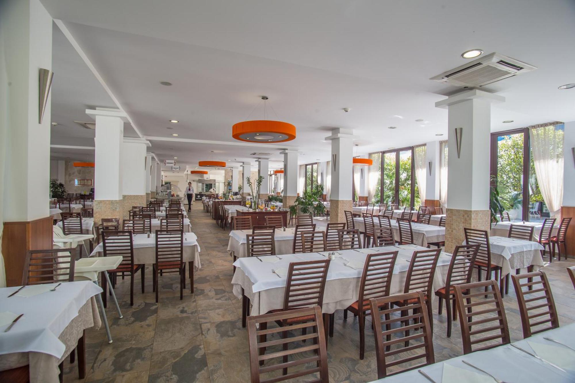 Hotel Aleksandar Budva Luaran gambar